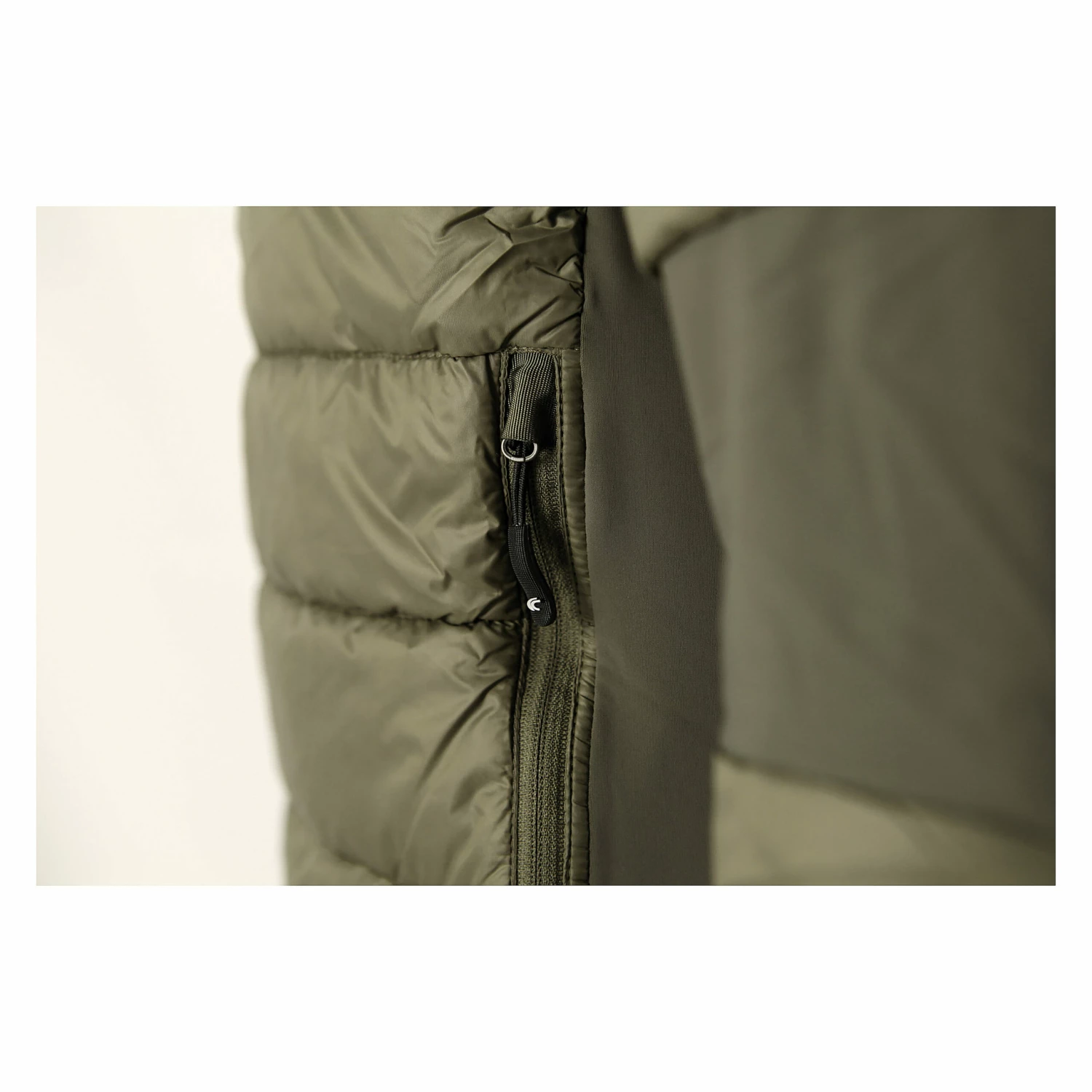 Carinthia Thermojacke G-Loft Ultra Oliv – Bild 2