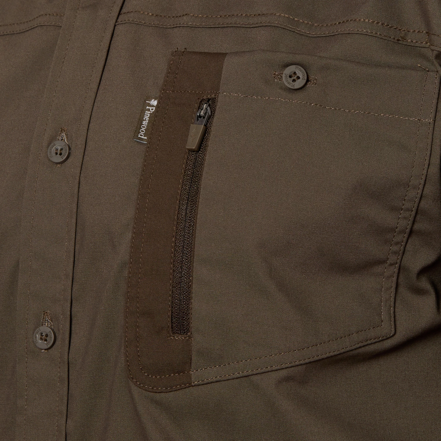 Pinewood Longsleeve Tiveden TC InsectStop Dark Olive Suede Brown – Bild 4